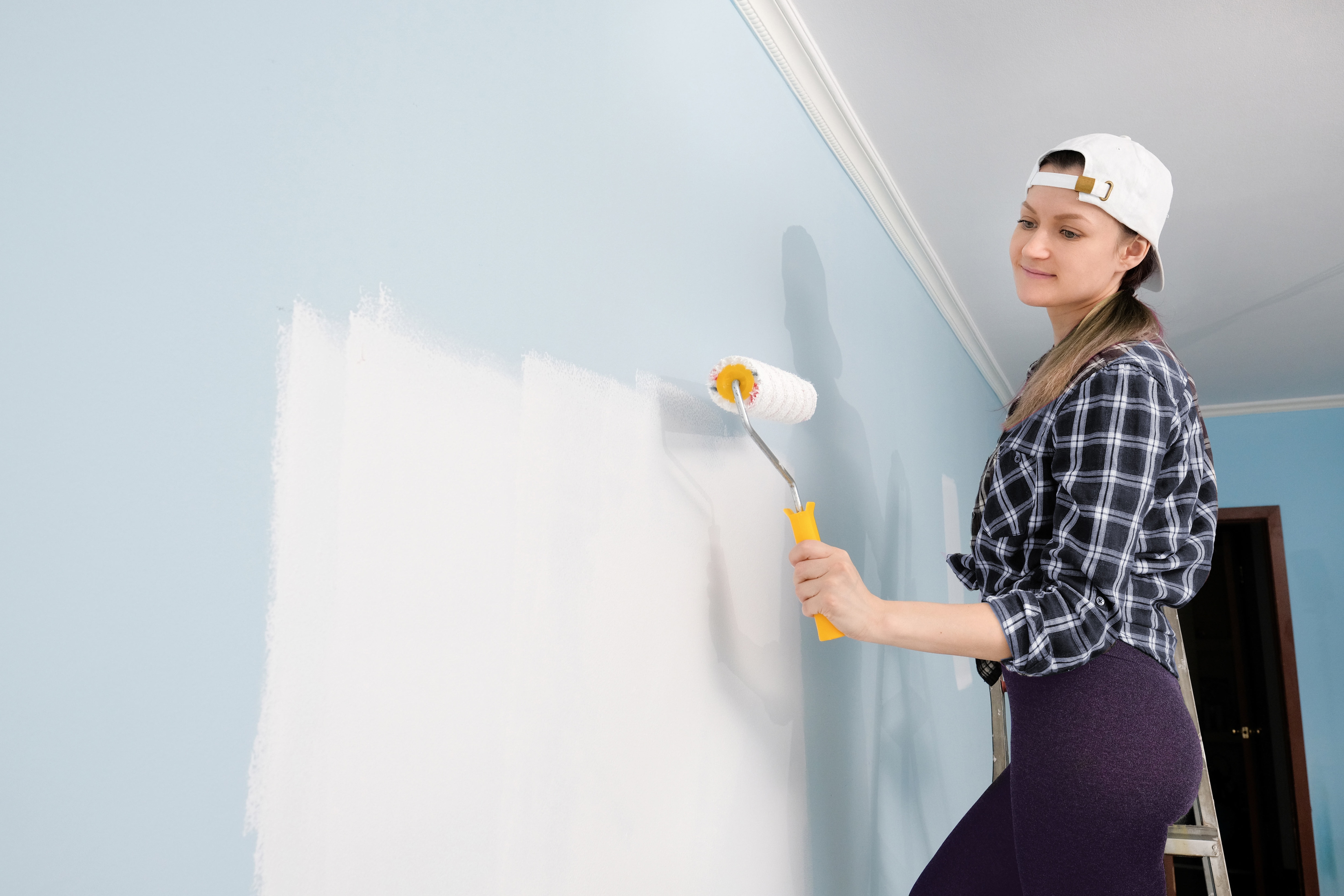 How to prime a wall to prepare wall for painting.