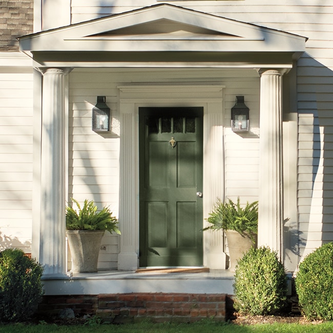 18 Front Door Paint Colors to Brighten Up Your Entryway