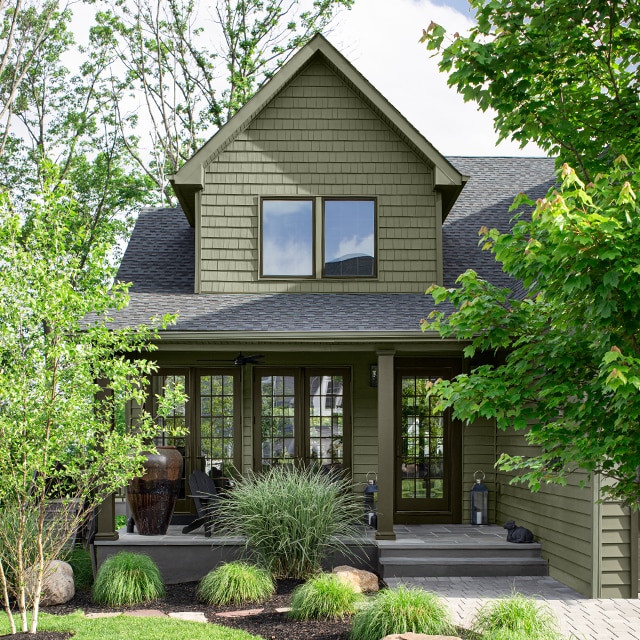 The 15 Best Benjamin Moore Exterior Paint Colors For 2022 52 OFF