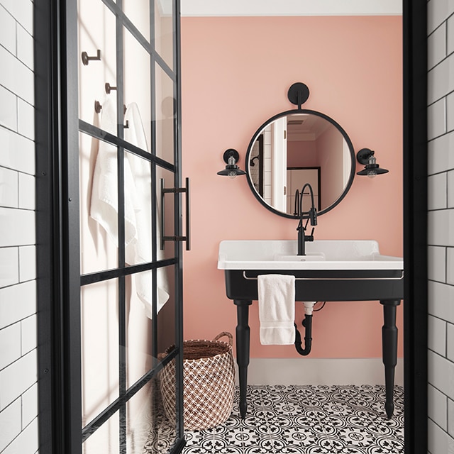 Salle de bain noire : 17 idées et inspirations pour votre déco