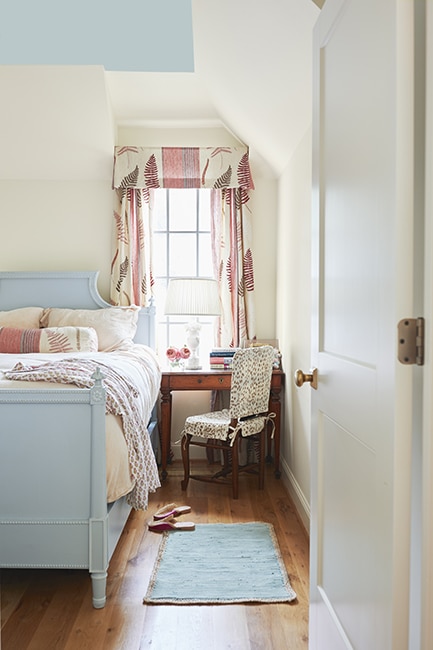 6 Ceiling Paint Colour Ideas Inspiration Benjamin Moore