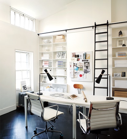 Featured image of post Interiors Paint Small Office Office Paint Colors - Check these best recommendations of home office paint color ideas to beautify room & increase for this reason, picking the right home office paint color ideas is something you cannot avoid.