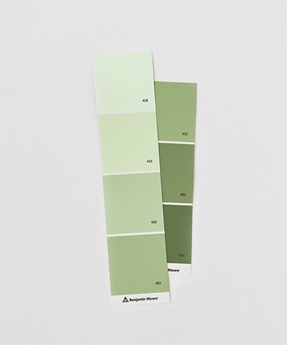 Muestrarios en tiras de colores de pintura de Benjamin Moore Muestrarios en tiras de colores de pintura de Benjamin Moore