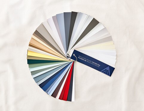 Benjamin Moore® fan deck featuring 75 popular colour choices.